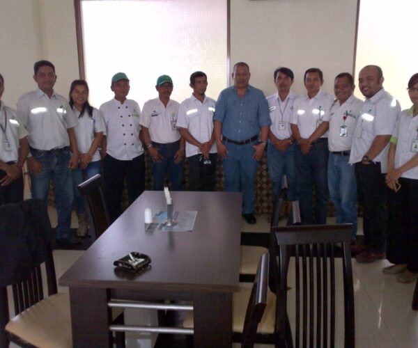 Foto Manajemen - PT Resty Nur (1) Foto Manajemen - PT Resty Nur (1)